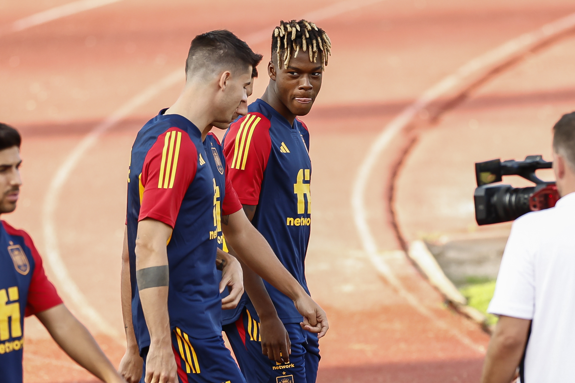 Nico Williams avec deux compa