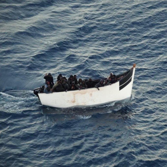 Photo d'archive d'un bateau.