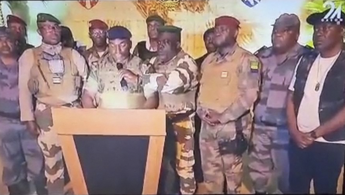 L'armée annonce l'annulation