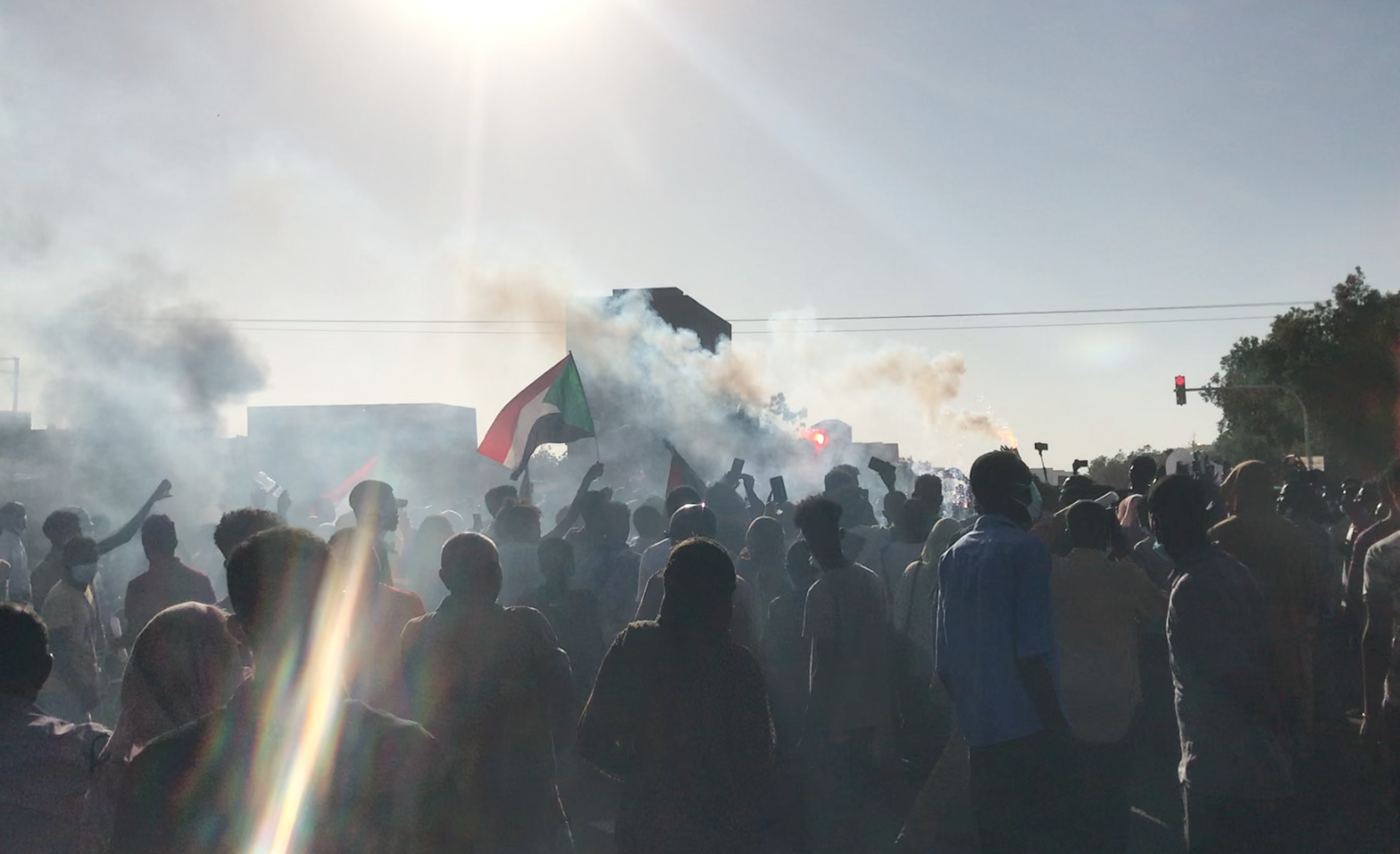Des héros aux « radicaux aléatoires » : stratégies discursives de délégitimation de la révolution soudanaise
