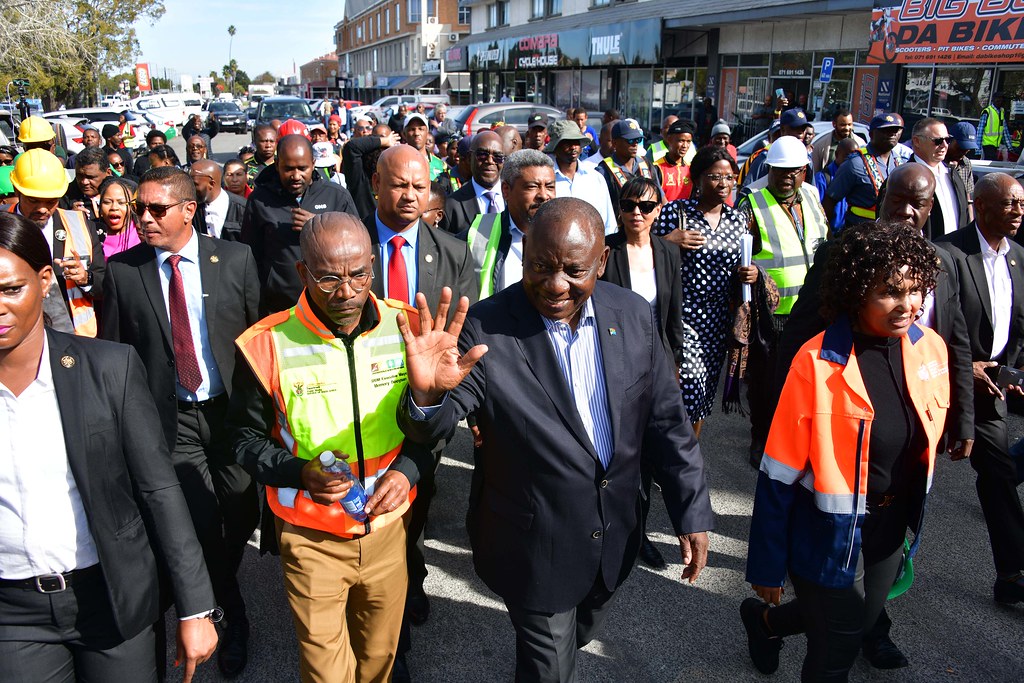 Les échecs de l'ANC en matière d'énergie et de climat pourraient contribuer à ce que l'ANC au pouvoir, dirigé par le président Cyril Ramaphosa, perde sa majorité pour la première fois, lors des élections de mai 2024 en Afrique du Sud.  Crédit : GCIS.