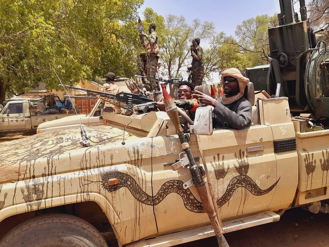 Au-delà du champ de bataille : la politique de survie de la milice RSF au Soudan