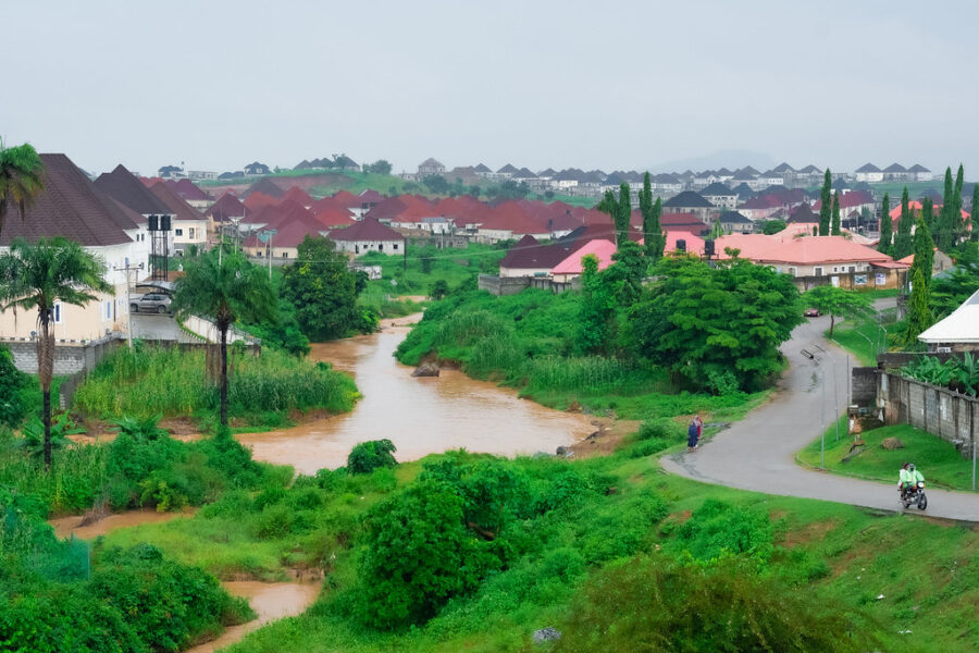 Les inondations augmenteront dans les zones résidentielles d’Abuja, au Nigeria, en 2023. La COP29 prendra-t-elle l’adaptation au sérieux ? Crédit : Santos Akhilele/Organisation météorologique mondiale.