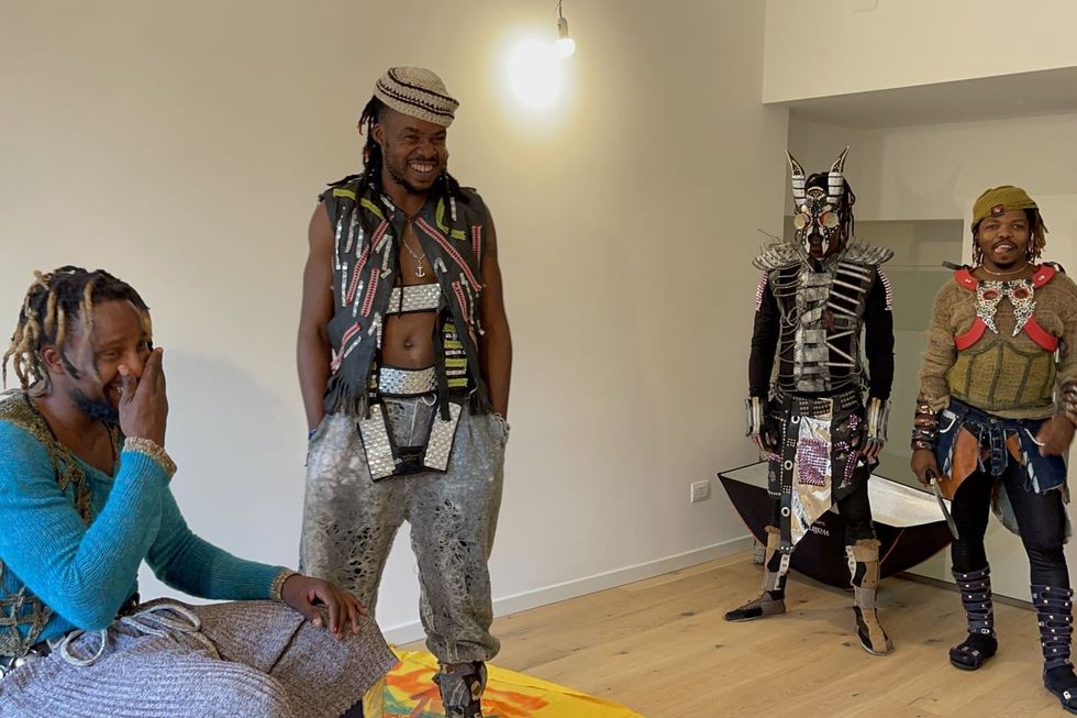 Fulu Miziki  U2019S  U2018Sconde Chance  U2019 La philosophie s'étend de leur vie musicale à leur vie personnelle.