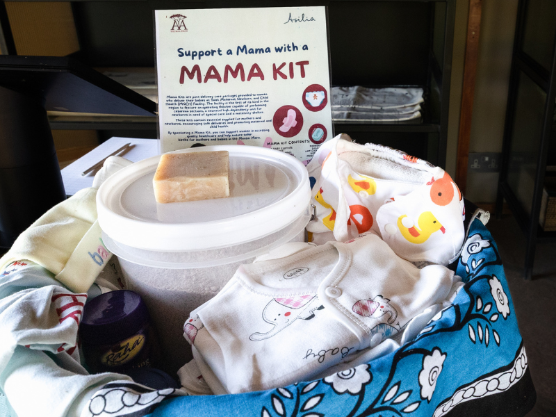 un kit maman d'essentiels postnatals