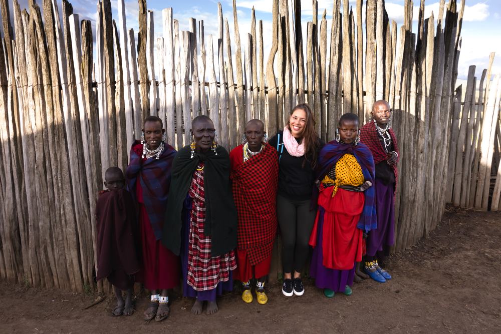 Interagir avec une communauté masaï locale voisine des Highlands, zone de conservation de Ngorongoro.