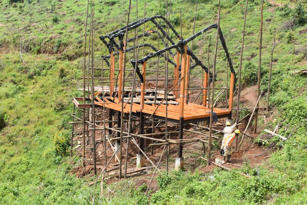 La conception d’un bâtiment respectueux de l’environnement à Erebero Hills, en Ouganda.