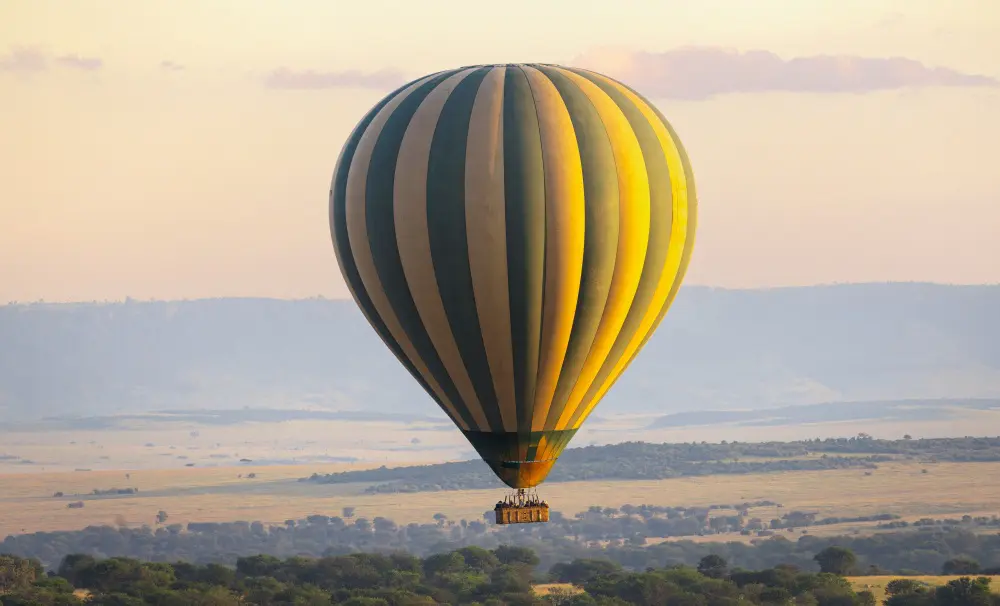 Un safari en montgolfière, en Tanzanie.