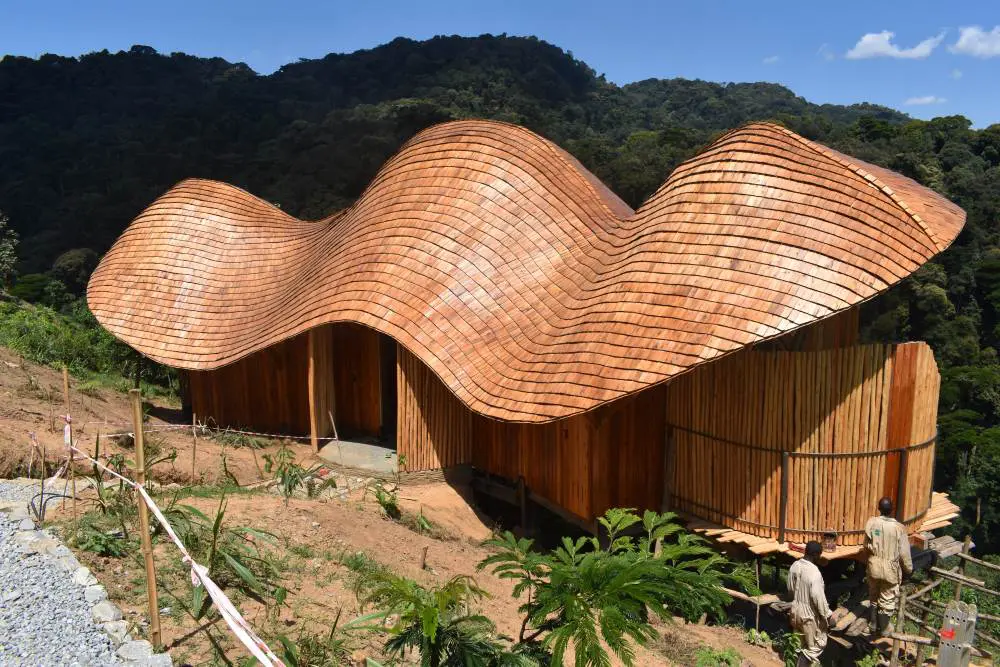 L'extérieur d'une suite, Erebero Hills, Bwindi, Ouganda.