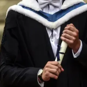 Le favoritisme dans le monde universitaire détruit nos universités alors que le pays détourne le regard