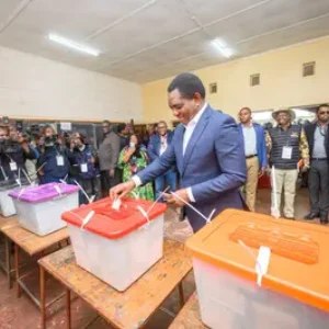 Comment Hakainde Hichilema a décroché un deuxième mandat dans les sondages en Zambie