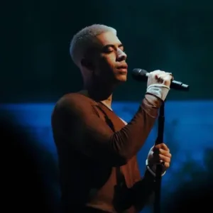 TEEKS sur la masculinité moderne, l'héritage maori et sa première tournée sud-africaine
