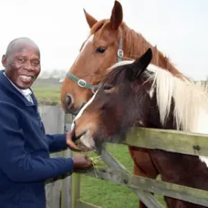 Enos Mafokate : le roi des chevaux d'Afrique du Sud atteint malheureusement la ligne d'arrivée