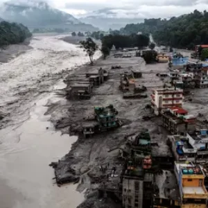 Les inondations au Népal mettent en évidence la menace croissante de risques imprévisibles dans l’Himalaya