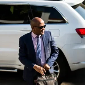Une commission ad hoc en désaccord sur les liens présumés de Mchunu avec des cartels