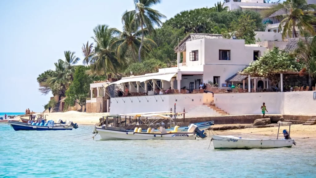 Une vue sur le littoral de l'île de Lamu au Kenya
