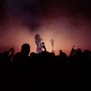 Qu'est-ce que ça fait de… faire une tournée en Europe avec un artiste indépendant égyptien