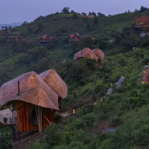 Un premier regard sur les collines d'Erebero